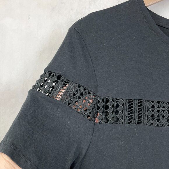 Fabletics Zarina T-Shirt Womens Large Crochet Inset Stipe Activewear Athleisure - Picture 2 of 10